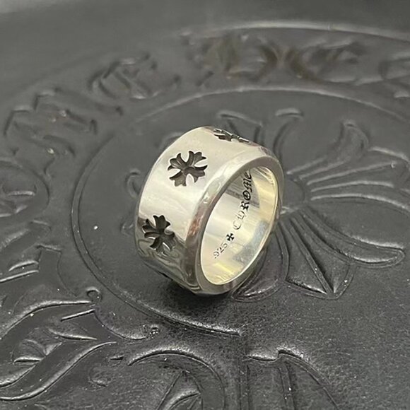 Chrome Hearts Hollow Cross Wide Ring - Picture 7 of 8